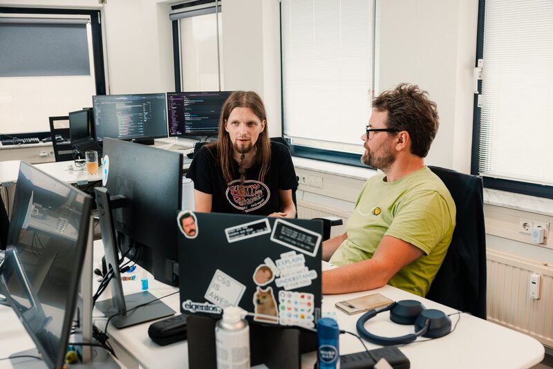 Pair programming achter twee schermen